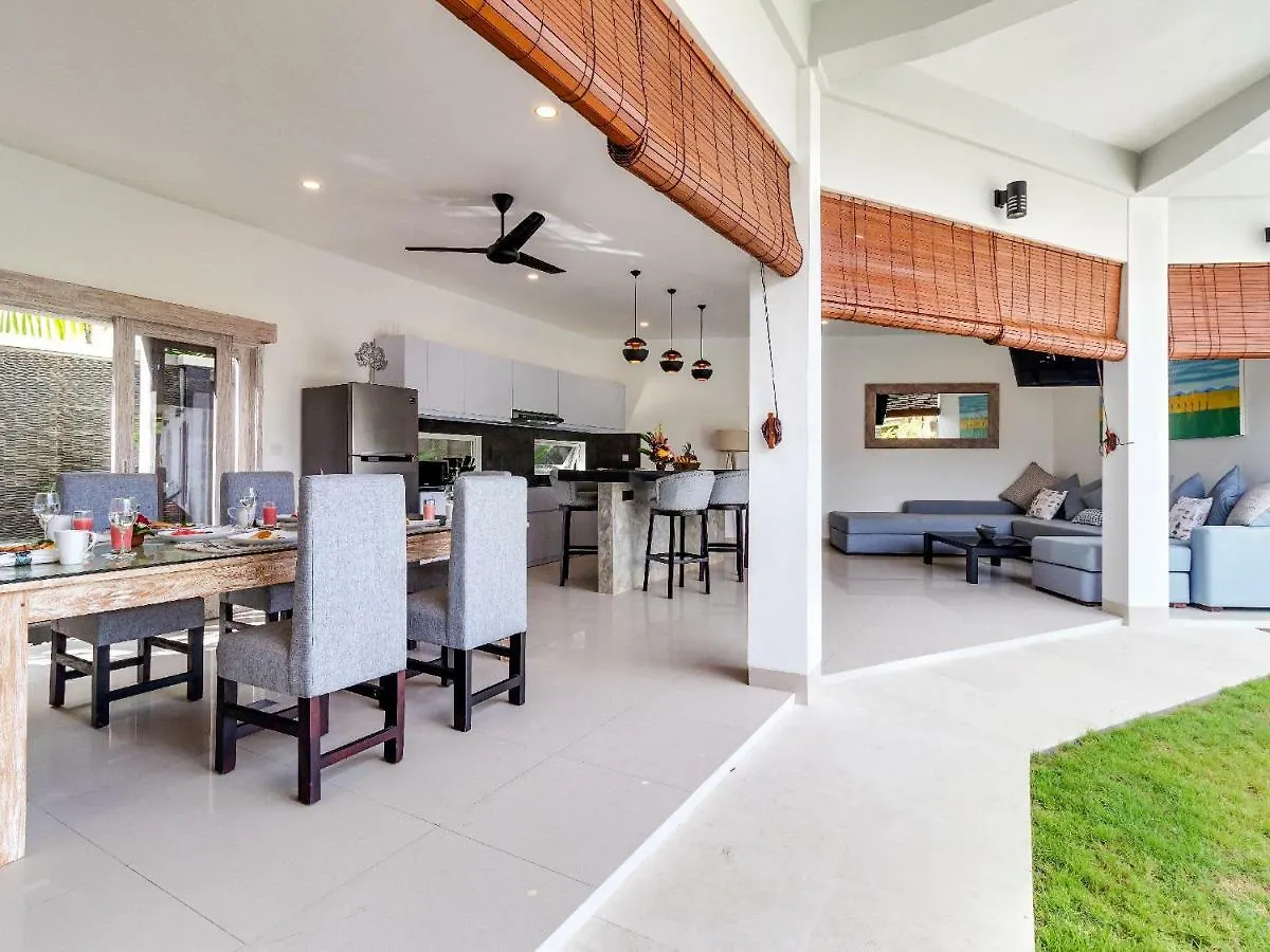 Villa Hiburan 1 By Villa Finder Seminyak Indonesien
